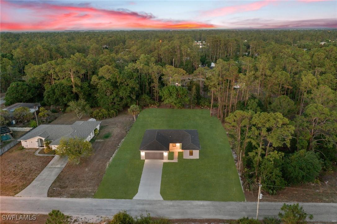 818 Canton Ave., Lehigh Acres, FL 33972