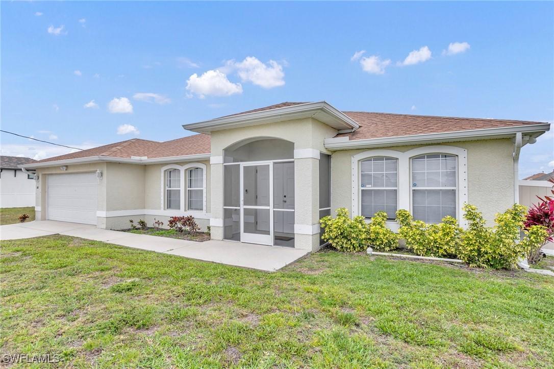 208 SW 24th Pl., Cape Coral, FL 33991