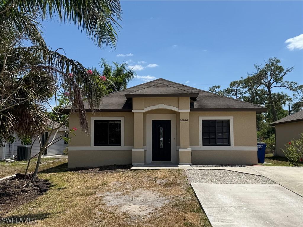 10070 Carolina St., Bonita Springs, FL 34135