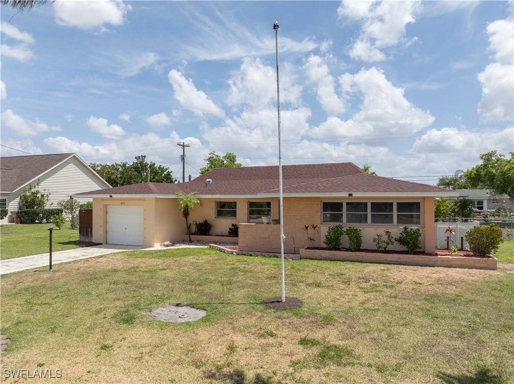 3829 SE 2nd Ave., Cape Coral, FL 33904