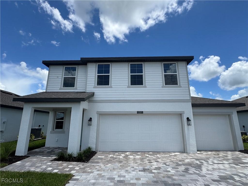 237 Moonlit Lake Tr., Lehigh Acres, FL 33936