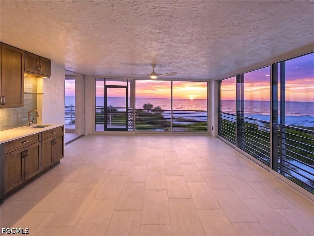 2959 W Gulf Dr. #204, Sanibel, FL 33957