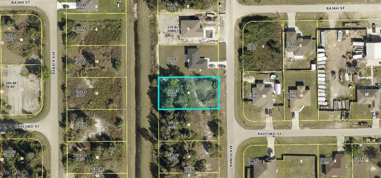 322 Ranch Ave., Lehigh Acres, FL 33974