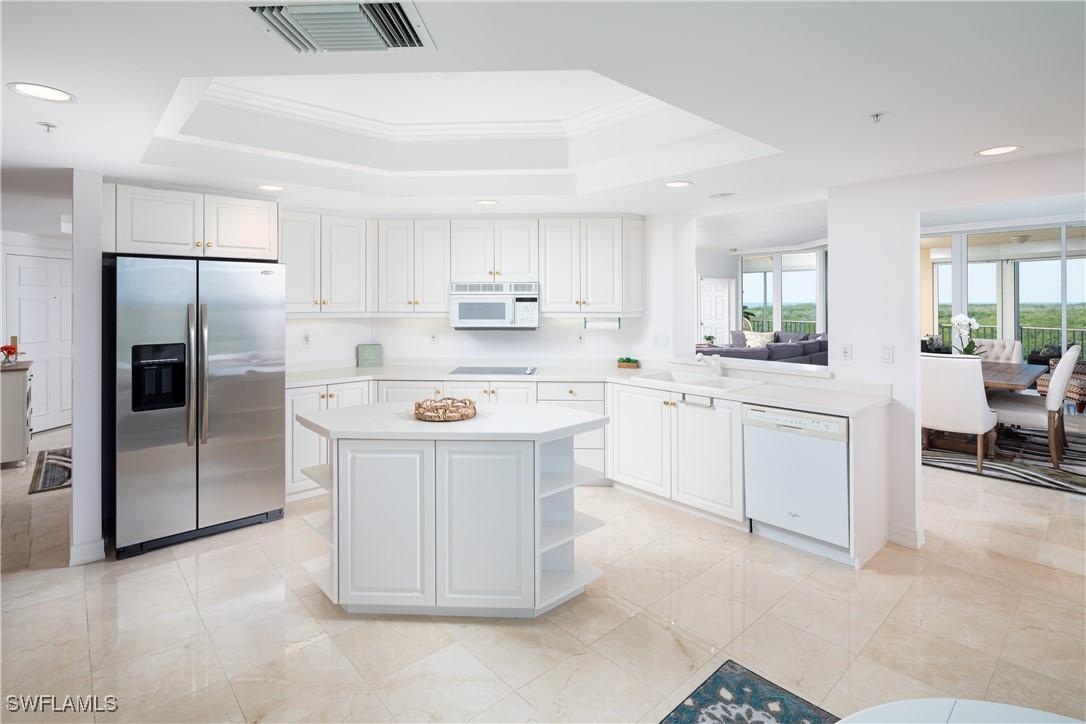 445 Dockside Dr. #A504, Naples, FL 34110