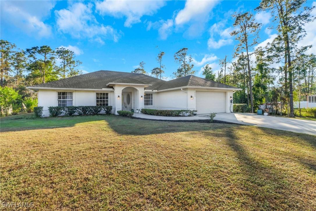2540 27th Ave., Naples, FL 34120