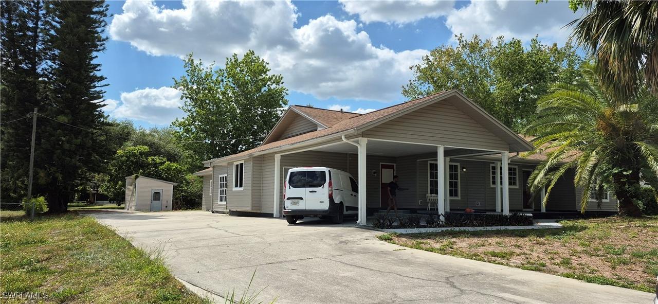 315 Cleveland Ave., Lehigh Acres, FL 33936