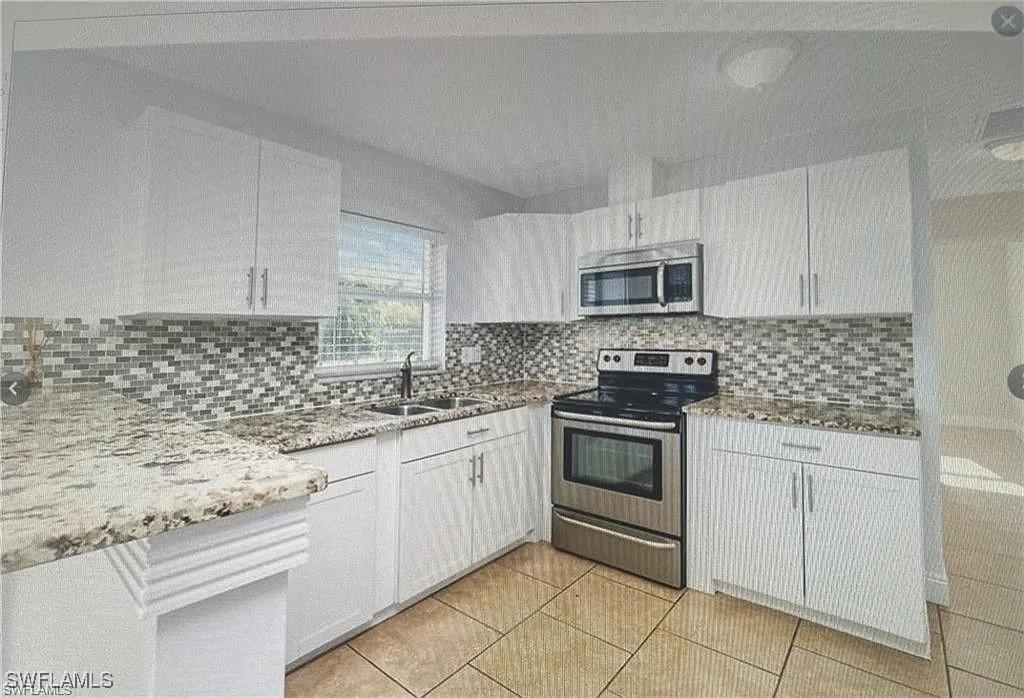 4245 22nd Pl., Naples, FL 34116