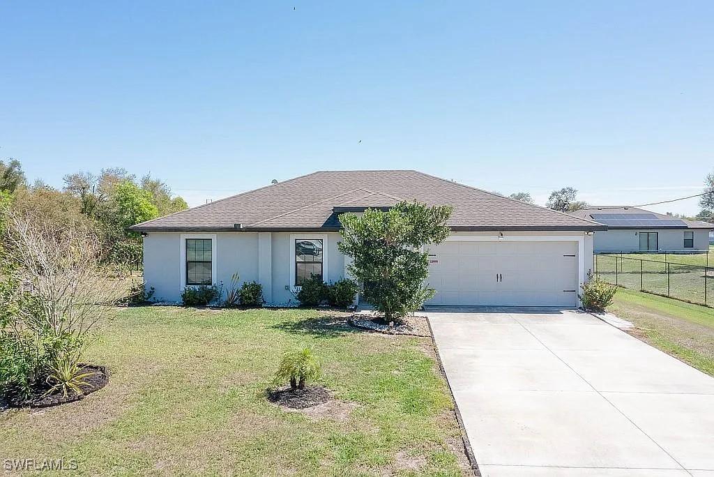 819 La Salle Ave., Fort Myers, FL 33913