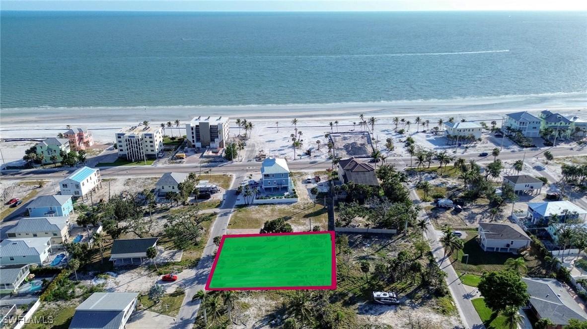 123 Bayview Ave., Fort Myers Beach, FL 33931
