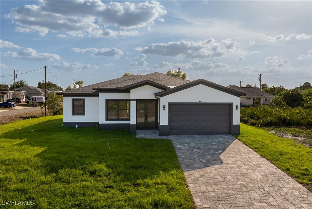 348 Pyramid Ave., Lehigh Acres, FL 33974