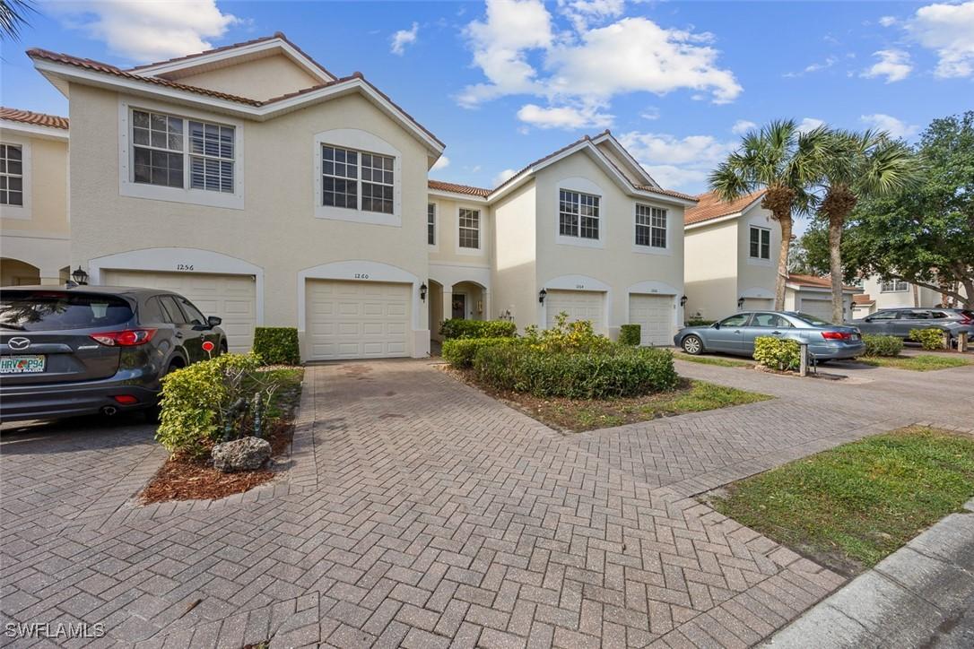 1260 Oxford Ln., Naples, FL 34105