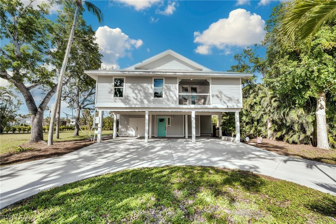 13450 Coral Dr., Fort Myers, FL 33908