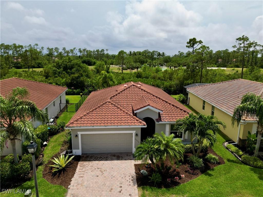 2536 Laurentina Ln., Cape Coral, FL 33909