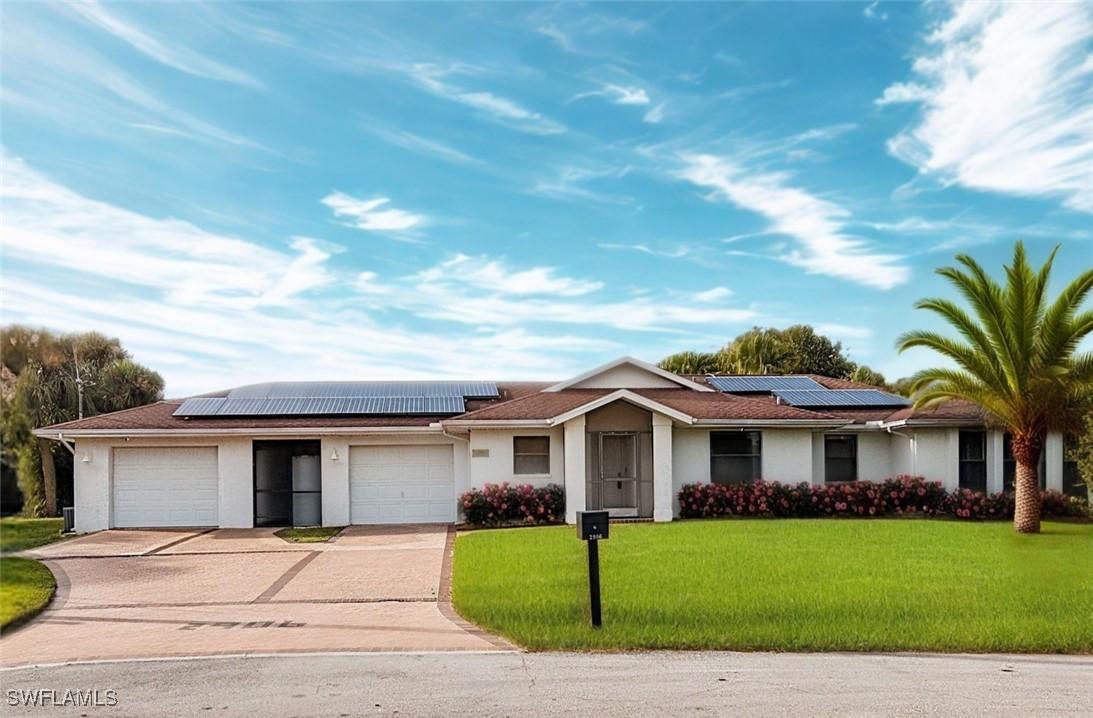 2906 Bassinger St., Lehigh Acres, FL 33972