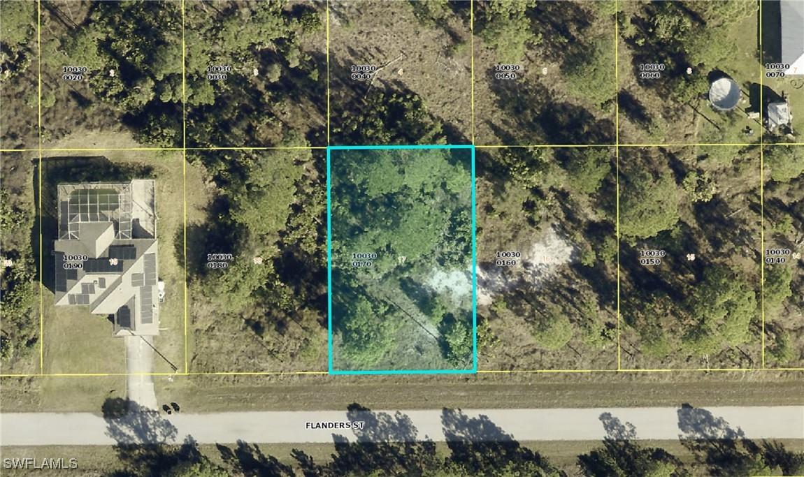 931 Flanders St., Lehigh Acres, FL 33974