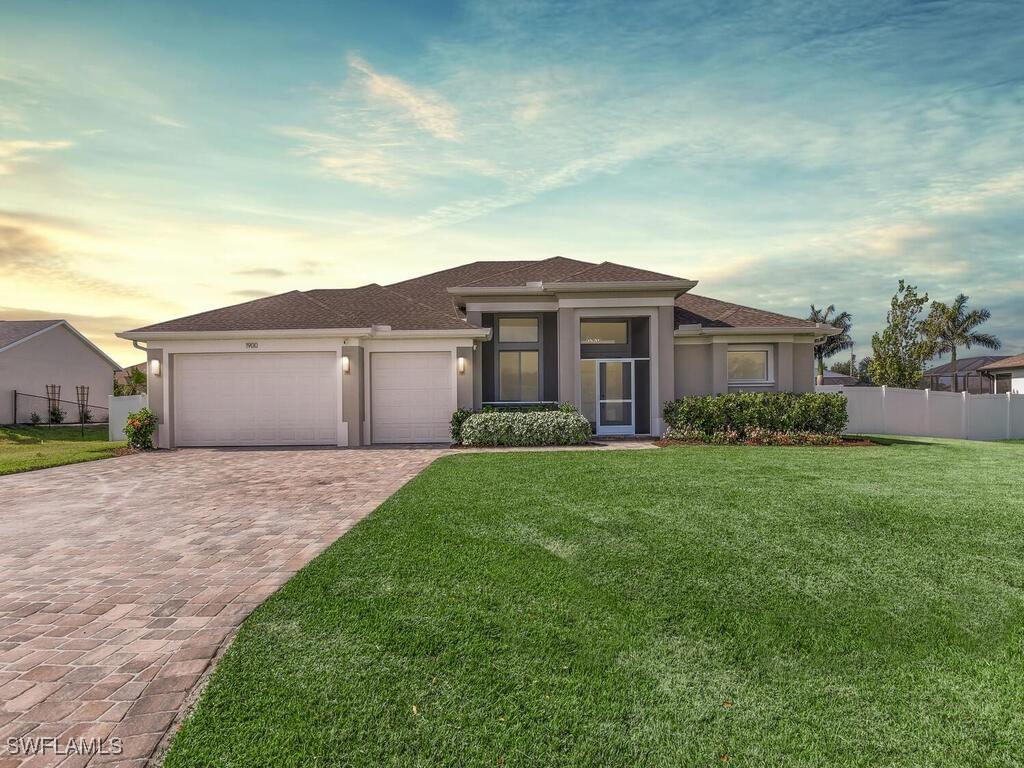 1900 SW 26th Ter., Cape Coral, FL 33914