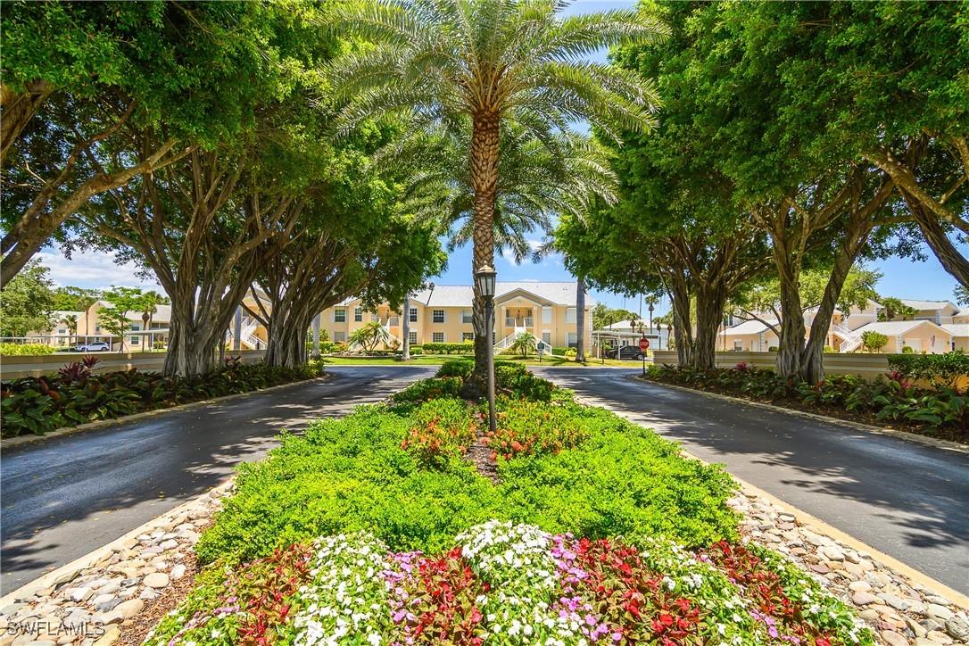773 Wiggins Lake Dr. #102, Naples, FL 34110