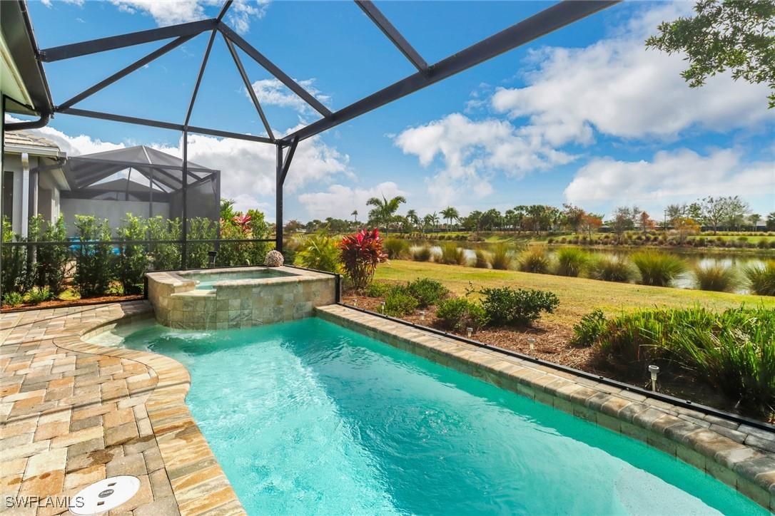 5782 Highbourne Dr., Naples, FL 34113