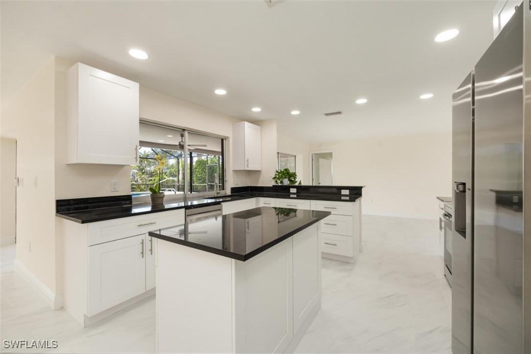 2232 Longboat Dr., Naples, FL 34104