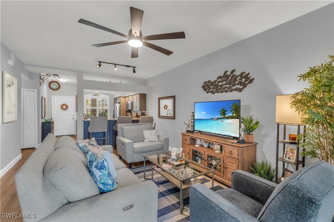 350 Newport Dr. #1902, Naples, FL 34114