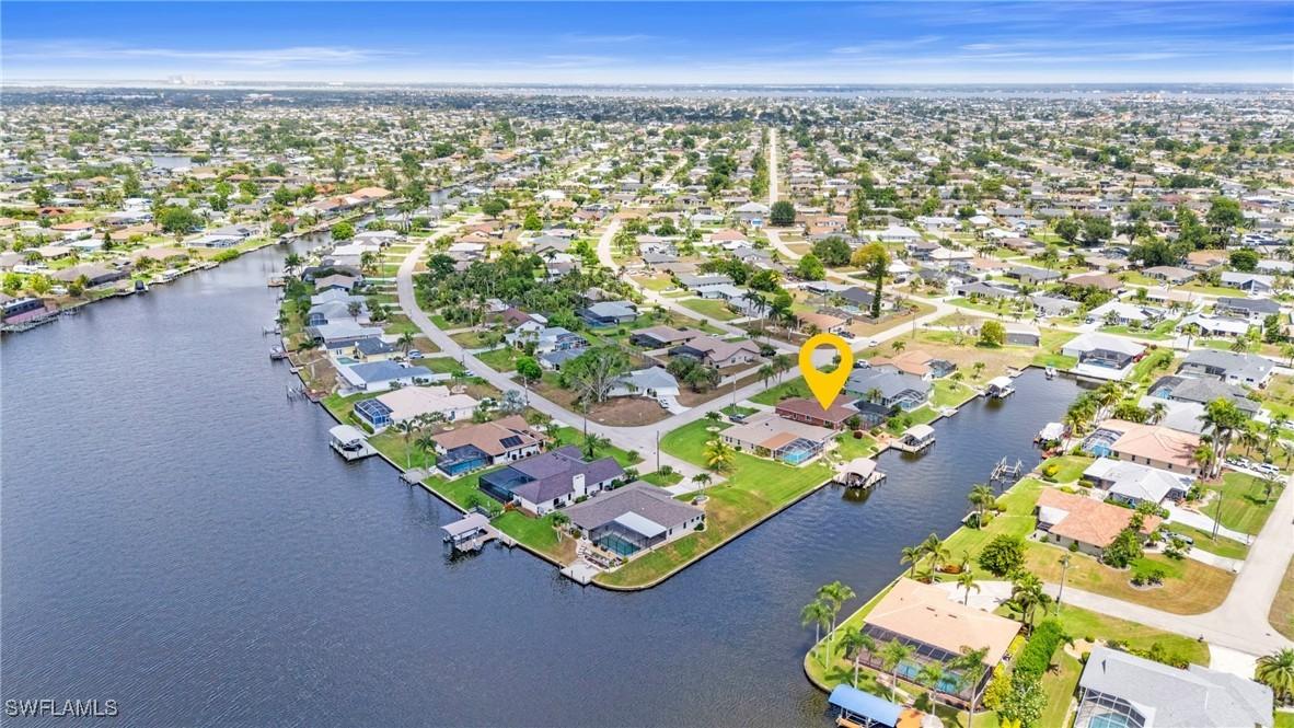 206 SE 34th Ter., Cape Coral, FL 33904