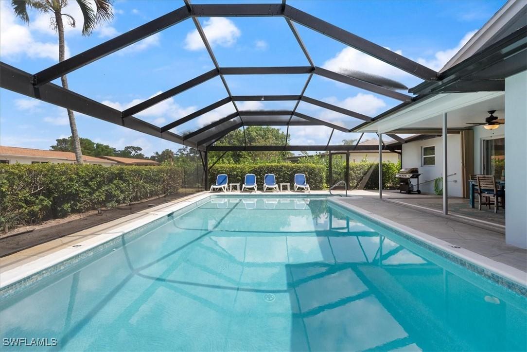 903 Roseate Dr., Naples, FL 34104