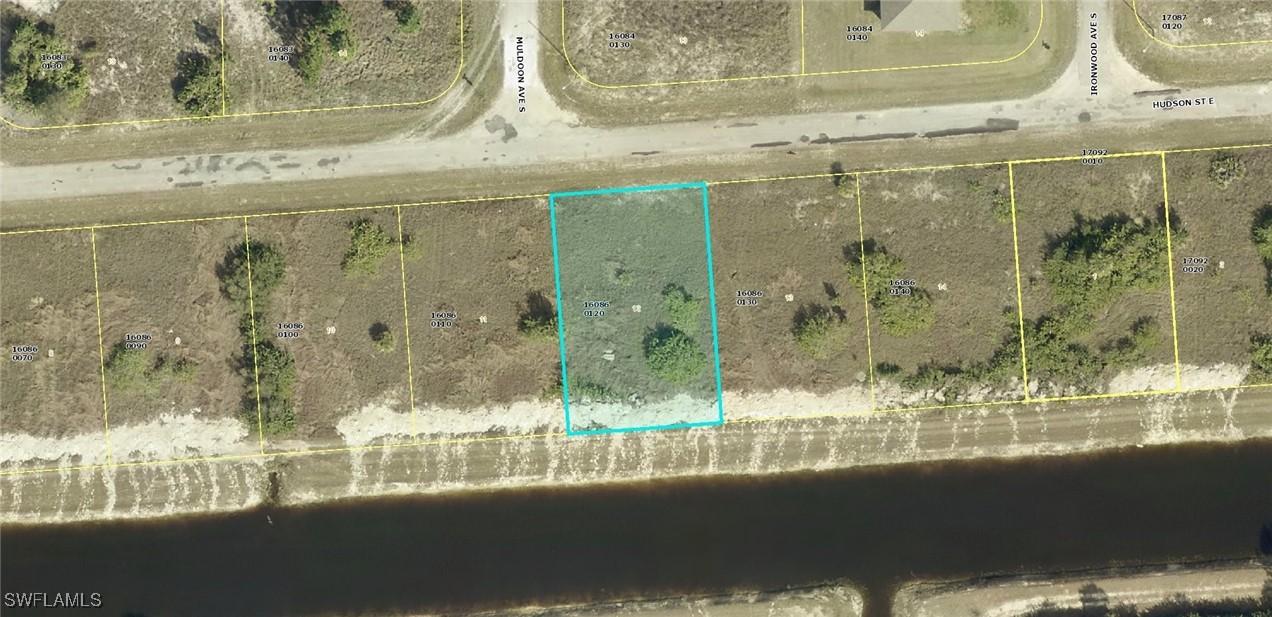 1224 Hudson St., Lehigh Acres, FL 33974