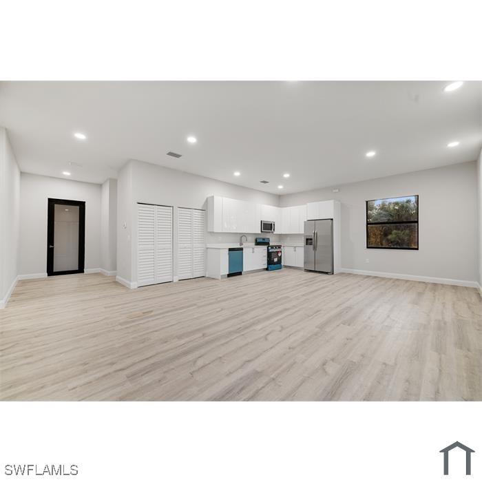 706 Glacier Ave., Lehigh Acres, FL 33974