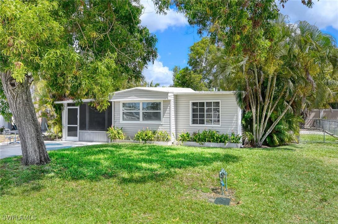 3 Sonderhen Dr., Naples, FL 34114