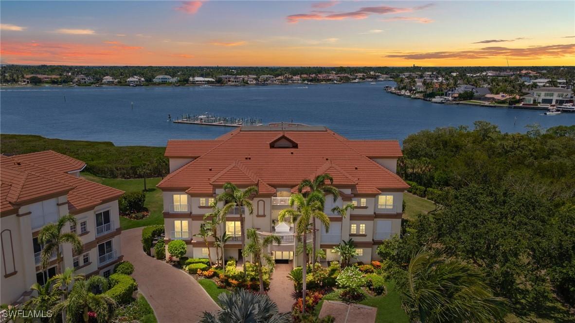 1520 Star Point Ln. #4-401, Naples, FL 34112