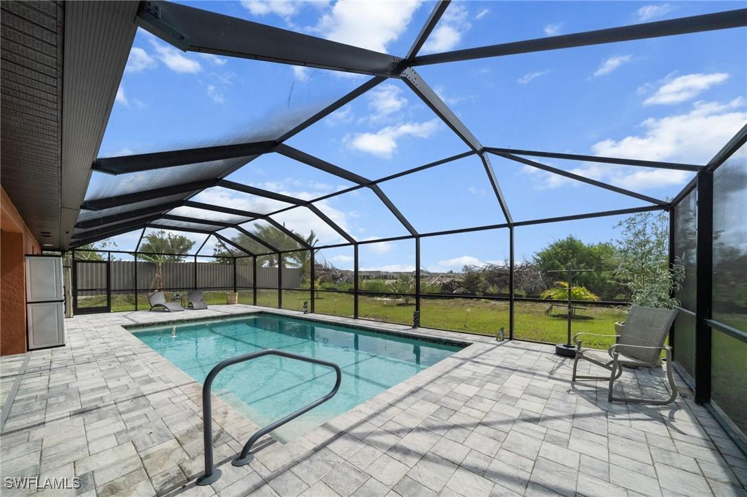 325 NW 12th Pl., Cape Coral, FL 33993