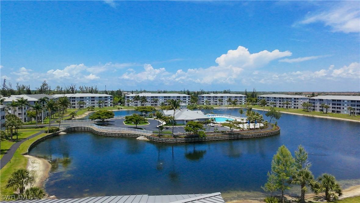 16585 Lake Circle Dr. #125, Fort Myers, FL 33908