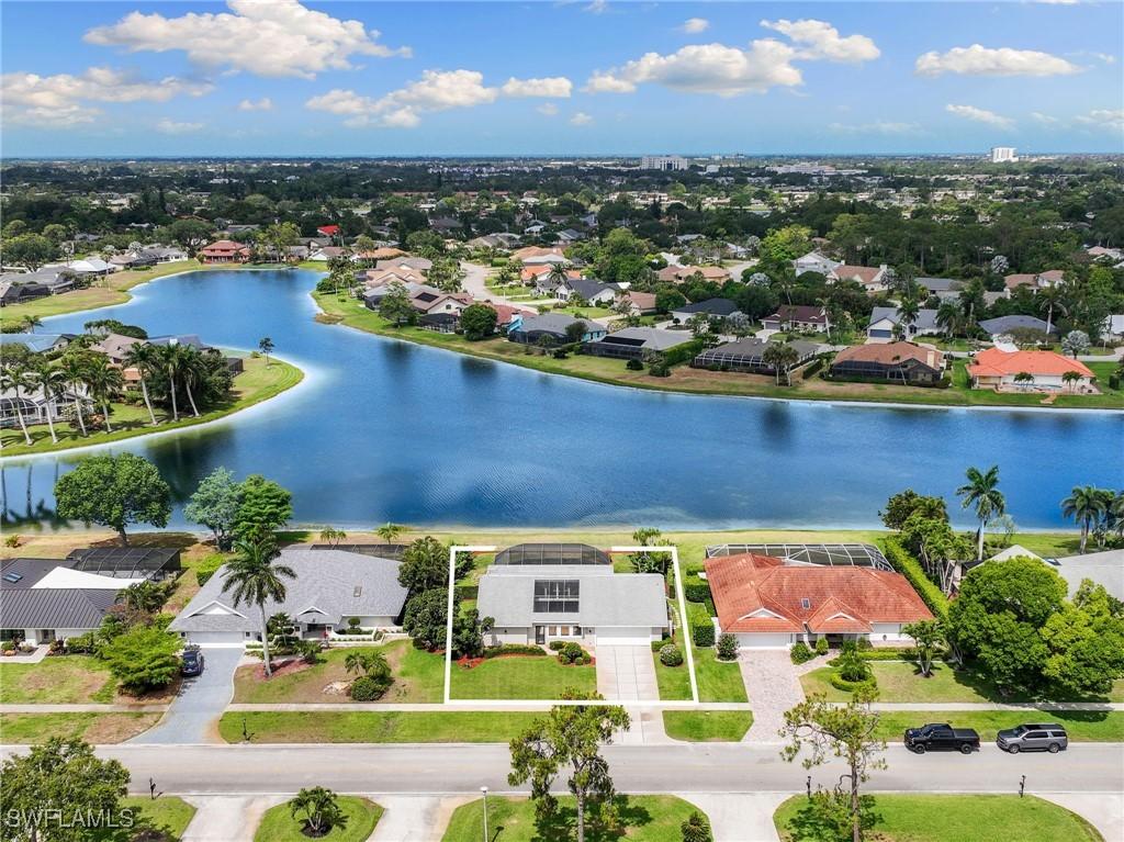 2492 Kings Lake Blvd., Naples, FL 34112