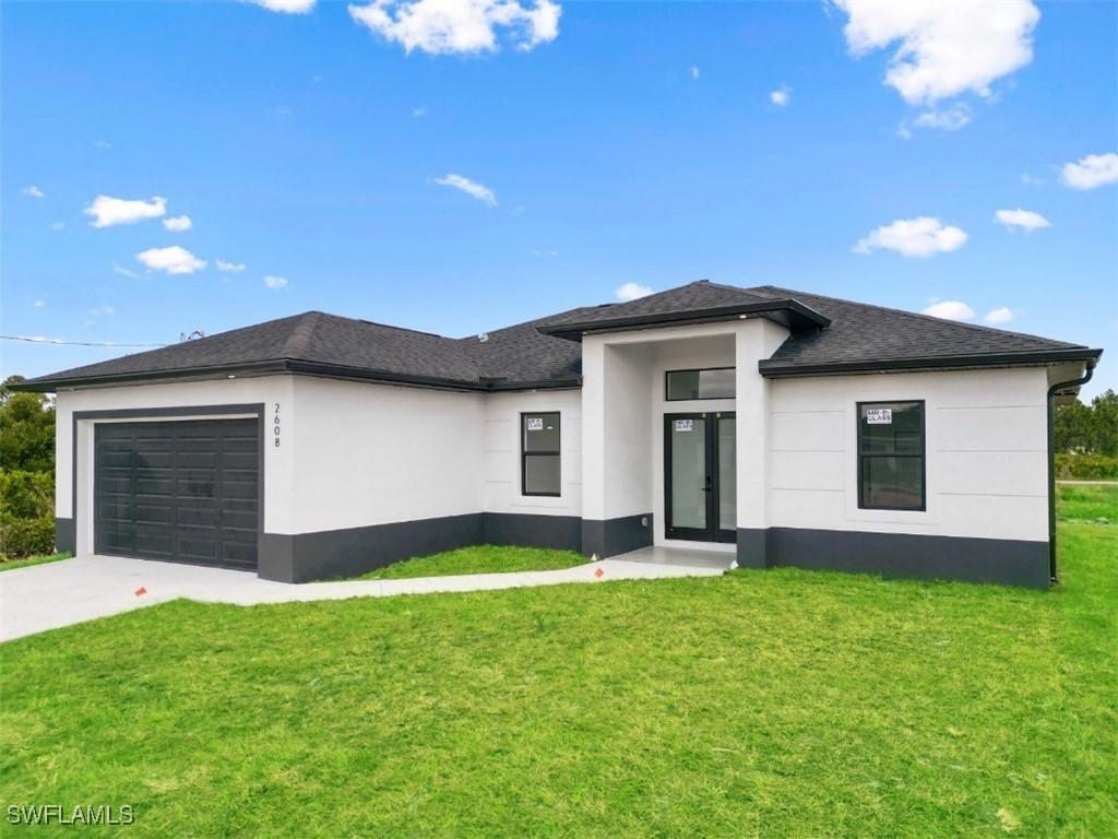923 Venice Ave., Lehigh Acres, FL 33971