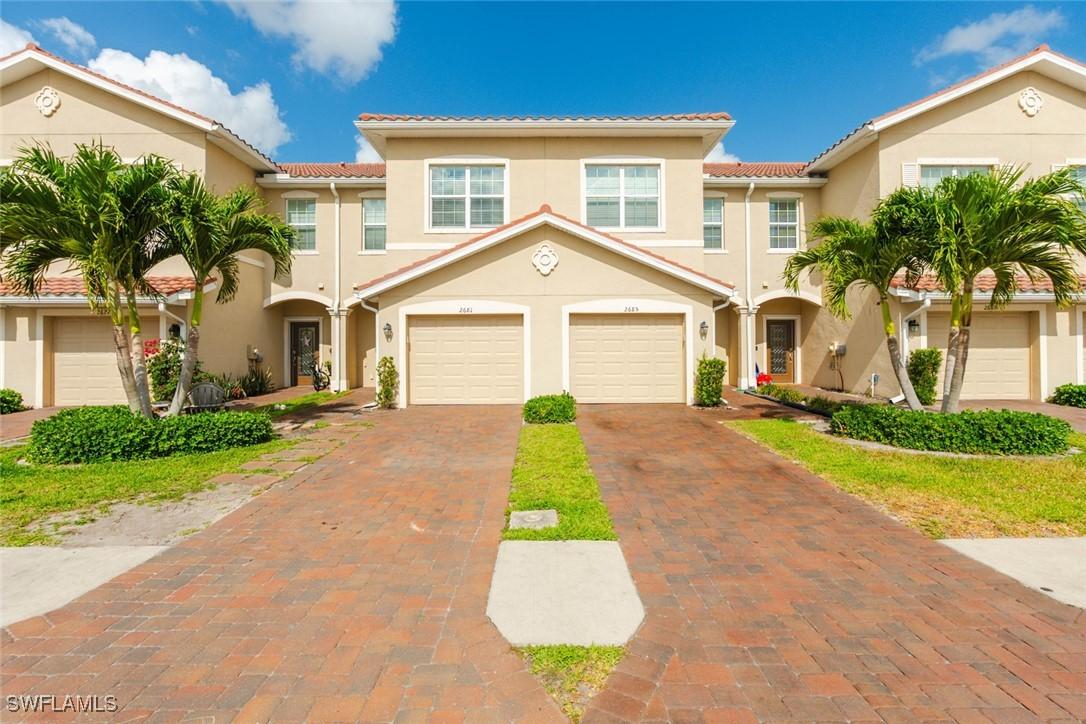 2685 Citrus St., Naples, FL 34120