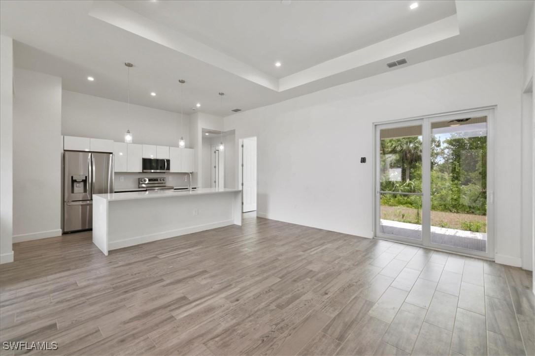 409 Columbus Blvd., Lehigh Acres, FL 33974