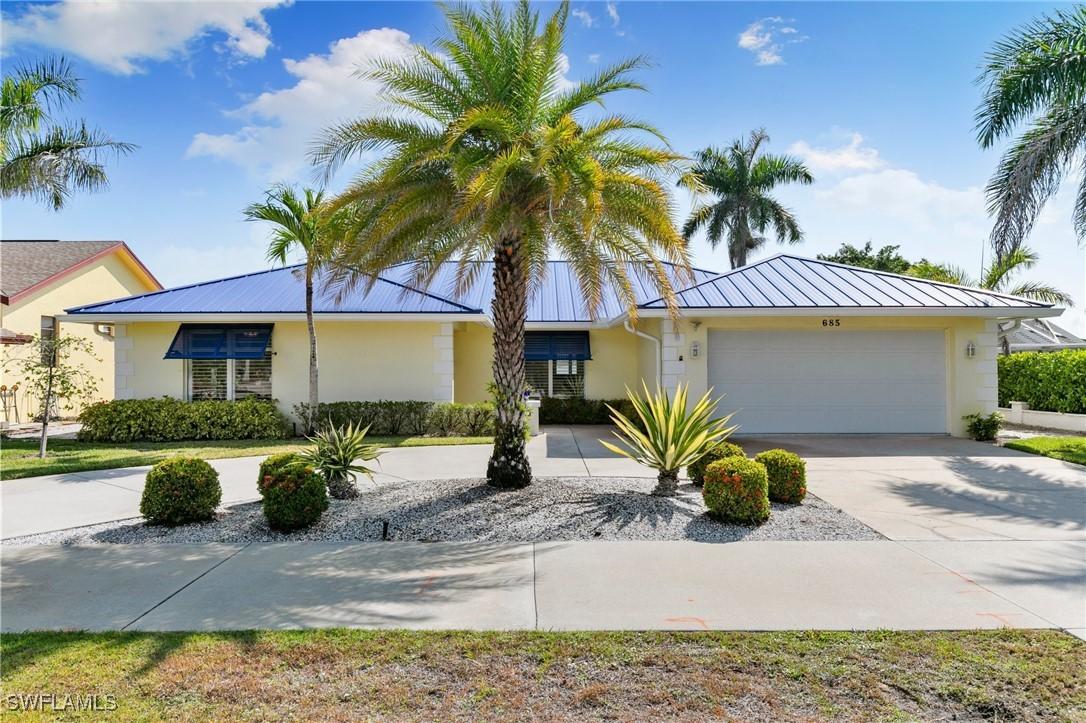 685 N Barfield Dr., Marco Island, FL 34145