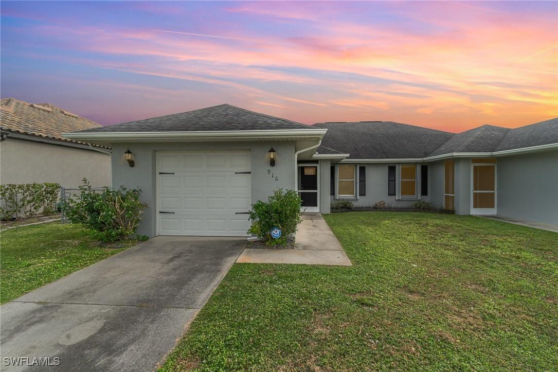 914-916 SE 14th Ter., Cape Coral, FL 33990