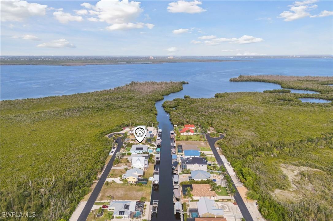 3247 Manatee Dr., St James City, FL 33956