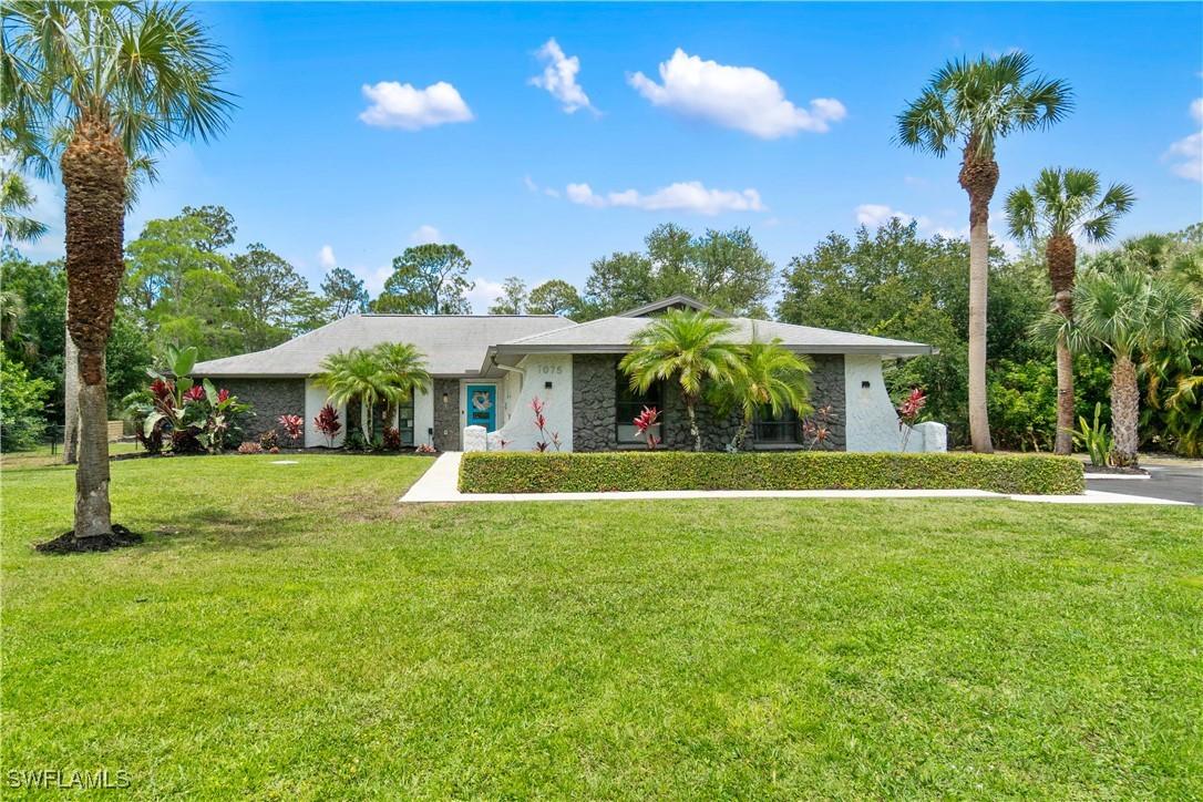 1075 31st St., Naples, FL 34117