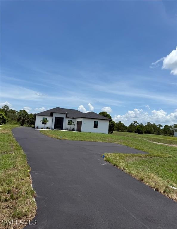 2553 45th Ave., Naples, FL 34120