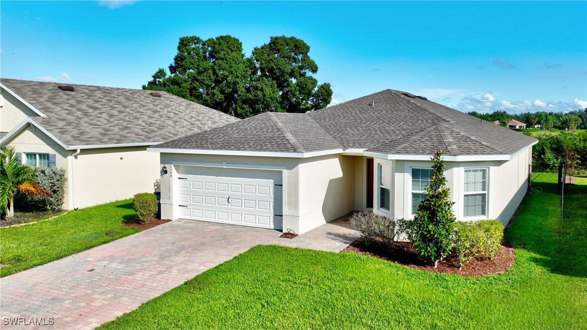 10548 Crossback Ln., Lehigh Acres, FL 33936