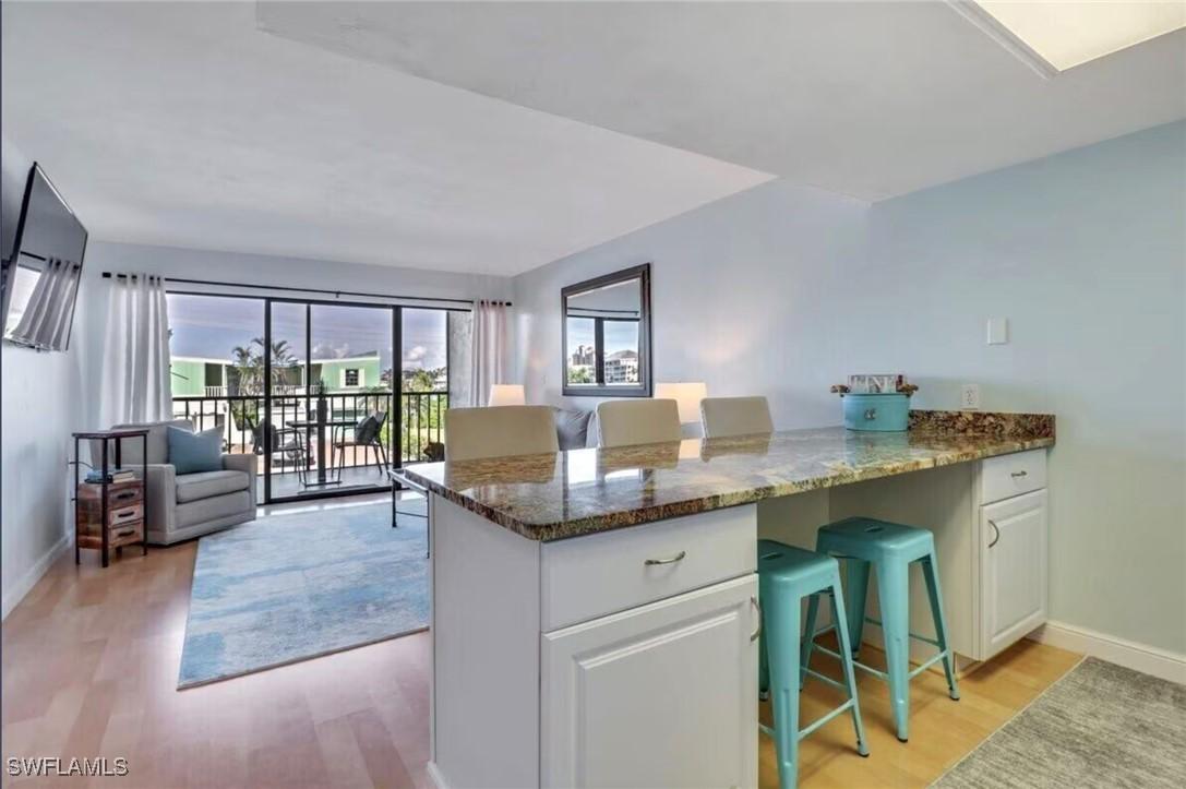 260 Southbay Dr. #103, Naples, FL 34108