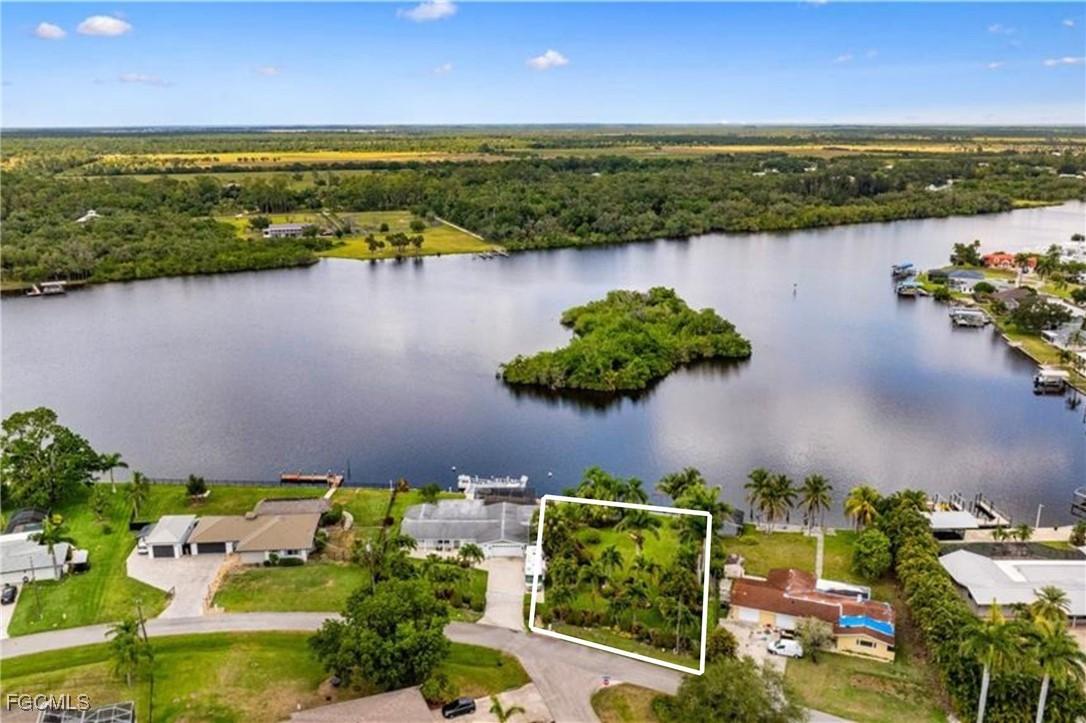 14550 Riverside Dr., Fort Myers, FL 33905