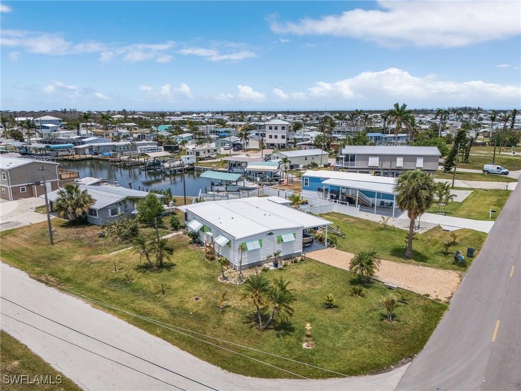 2561 York Rd., St James City, FL 33956