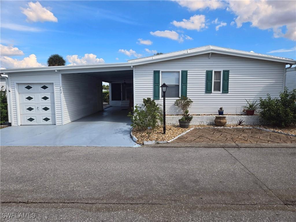 262 Palmer Blvd., North Fort Myers, FL 33903