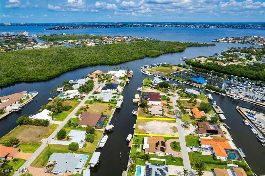 122 Placid Dr., Fort Myers, FL 33919
