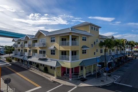 450 Old San Carlos Blvd. #303, Fort Myers Beach, FL 33931