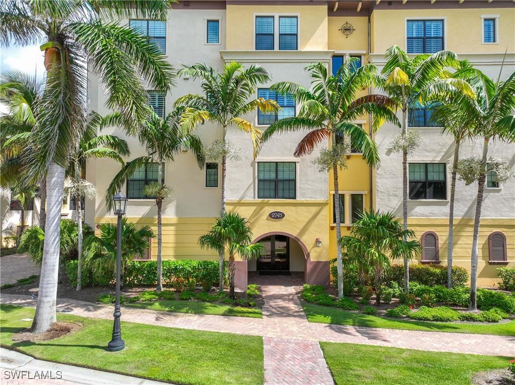 2745 Tiburon Blvd. #102, Naples, FL 34109