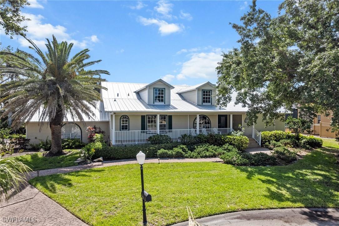 8625 S Lake Cir., Fort Myers, FL 33908